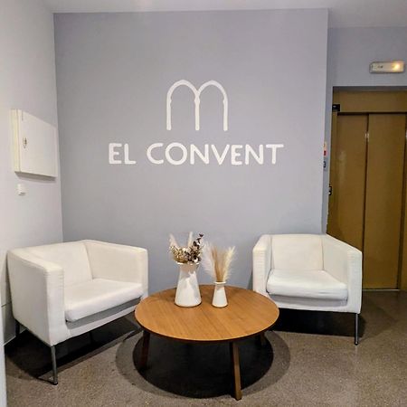 Hostal El Convent De Монкада Экстерьер фото