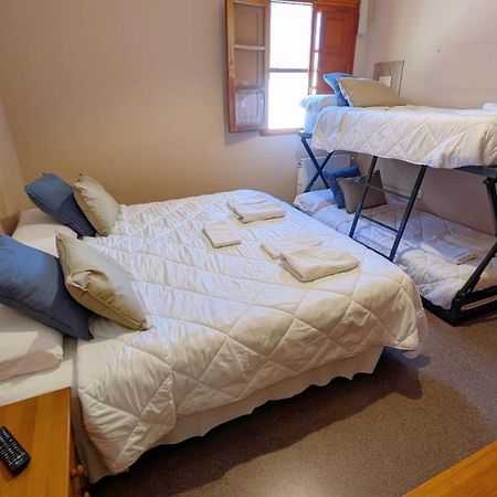 Hostal El Convent De Монкада Экстерьер фото