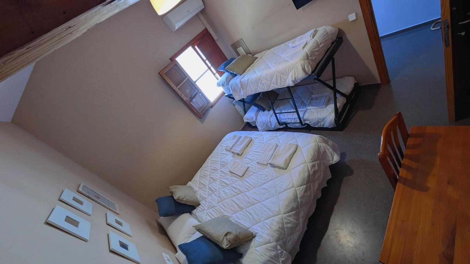 Hostal El Convent De Монкада Экстерьер фото