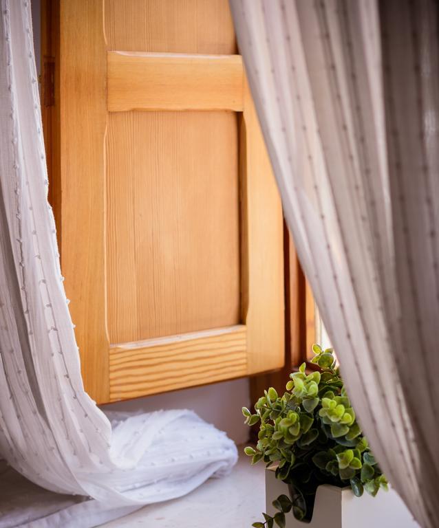 Hostal El Convent De Монкада Экстерьер фото