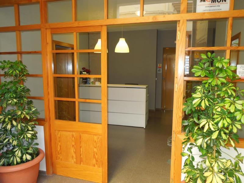 Hostal El Convent De Монкада Экстерьер фото